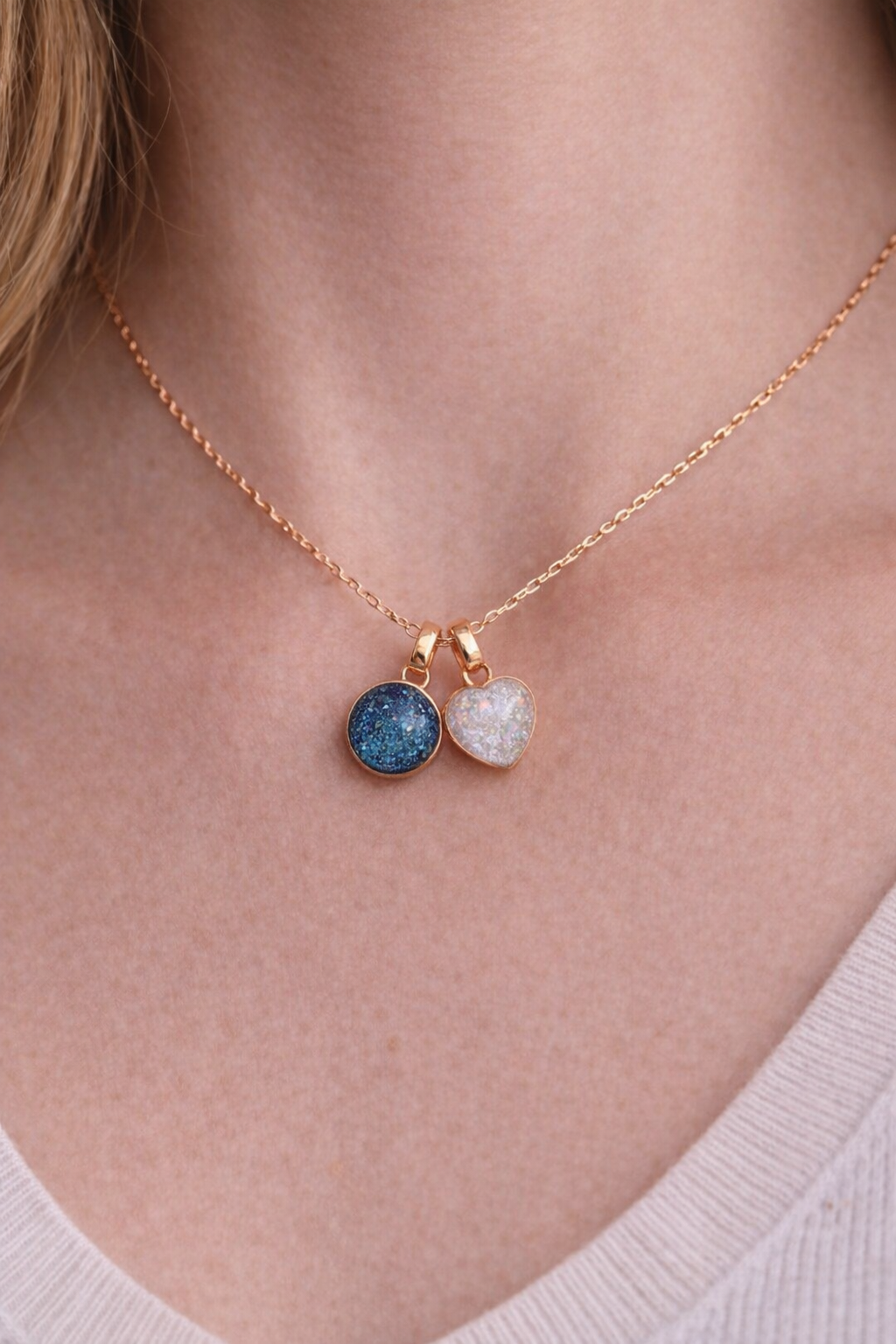 Deluxe Petite Pendant
