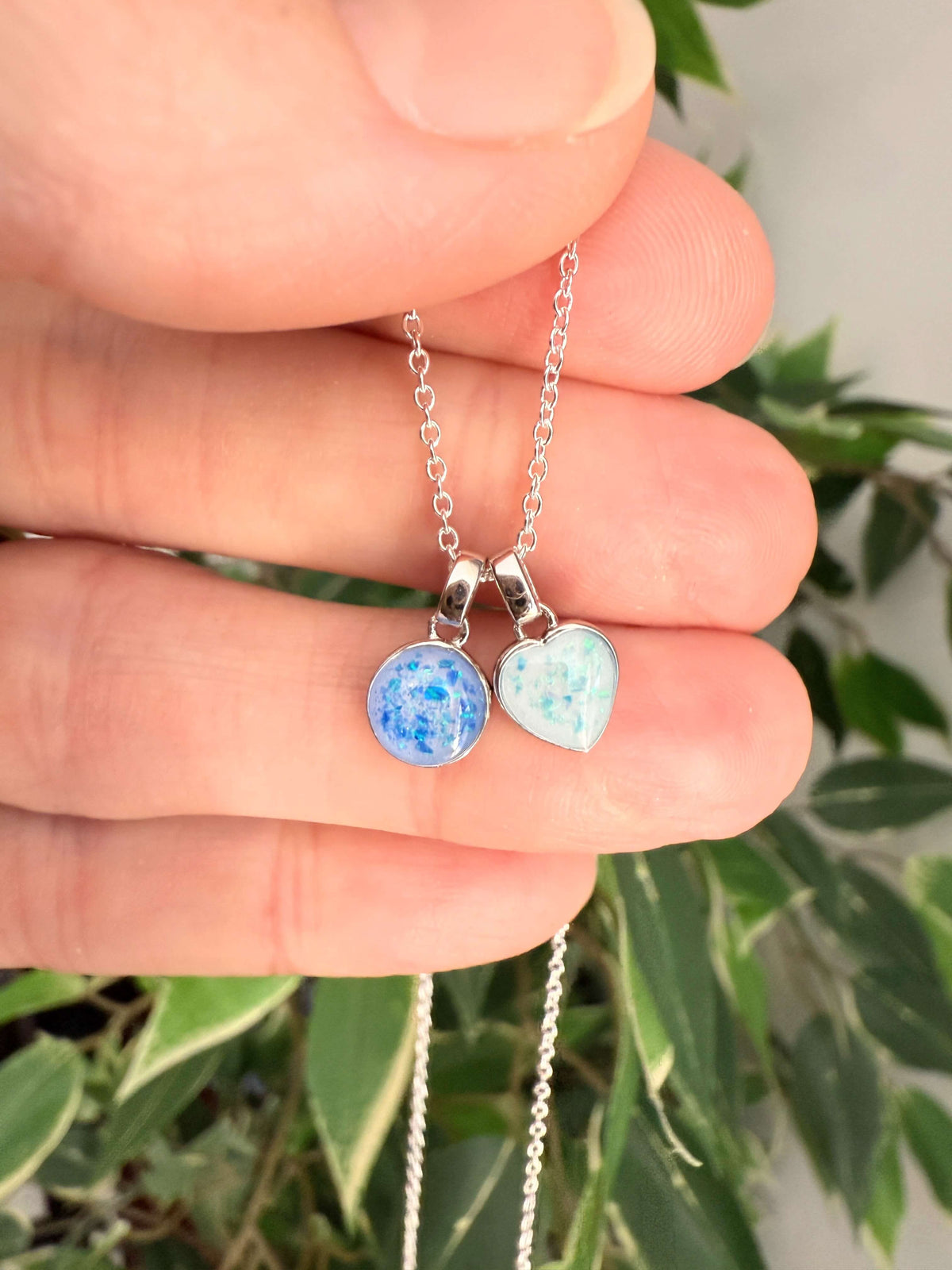 Deluxe Petite Pendant