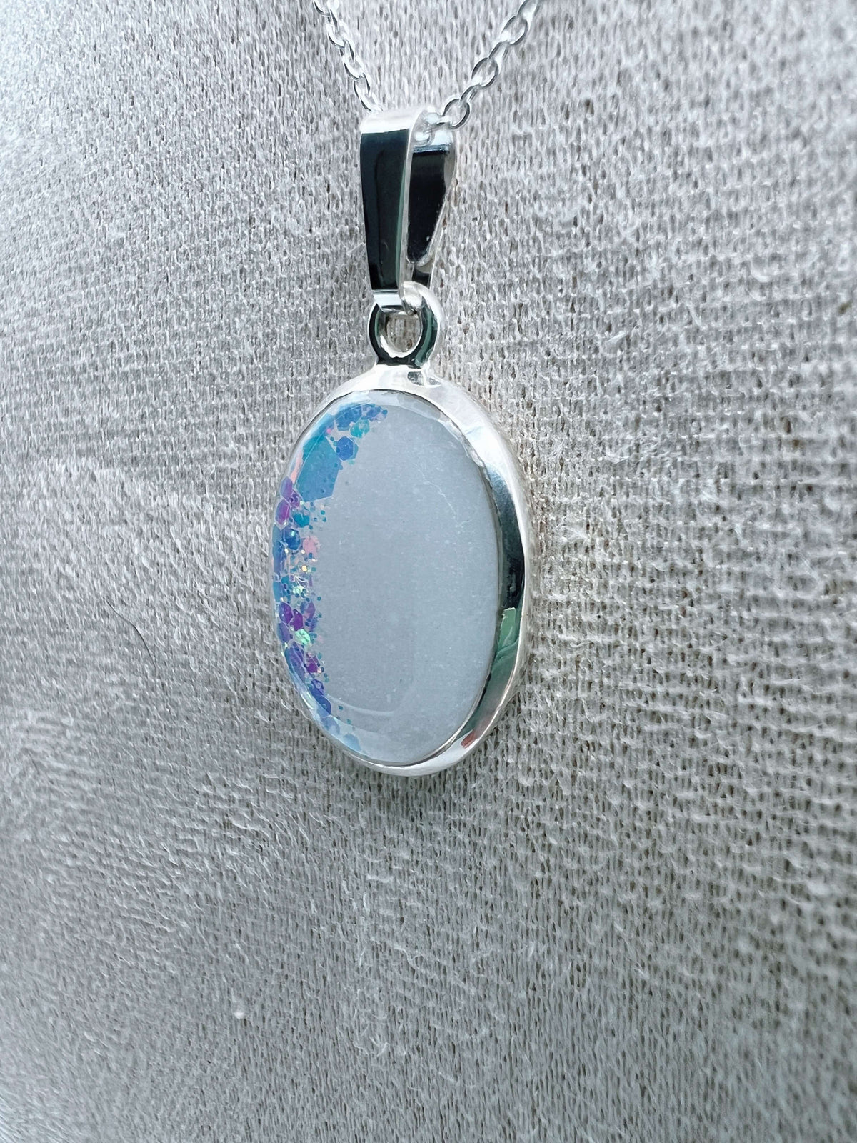 Classic Breastmilk Oval Pendant