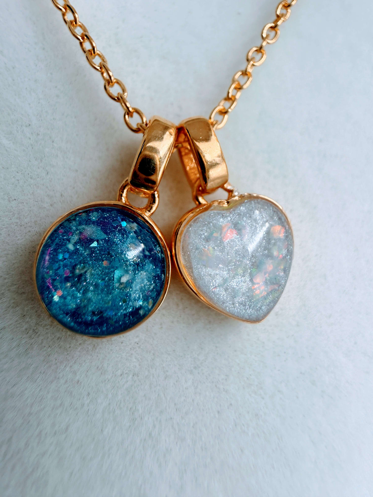 Deluxe Petite Pendant