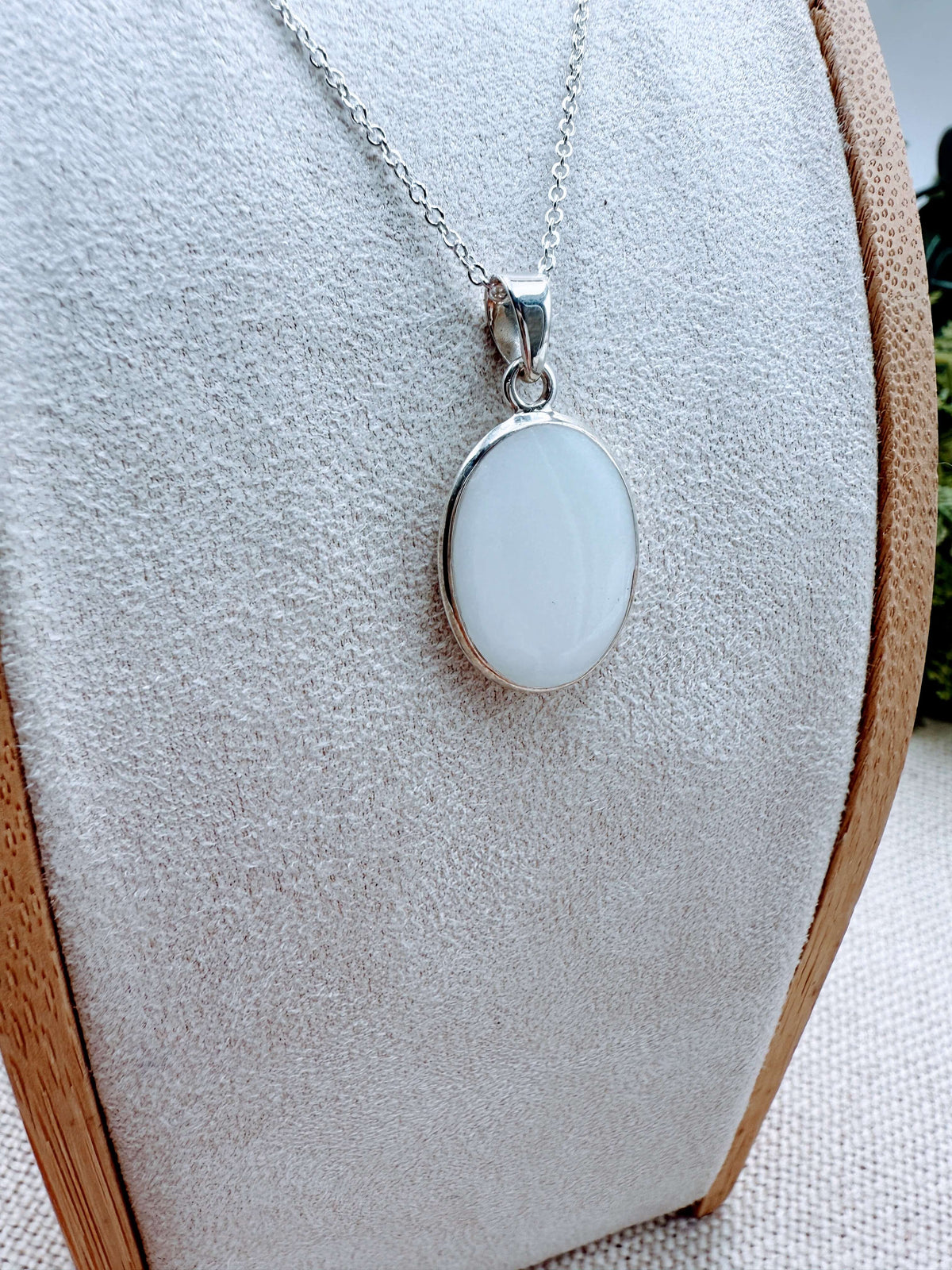 Classic Breastmilk Oval Pendant